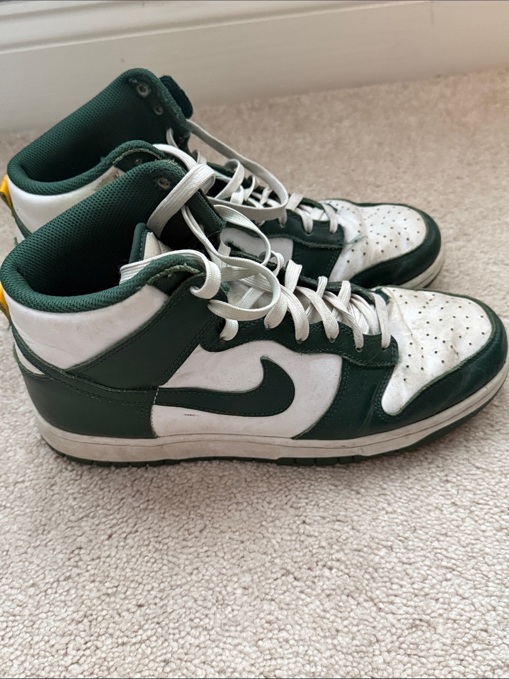 Nike Dunk-Style High Tops in Dark Green & White